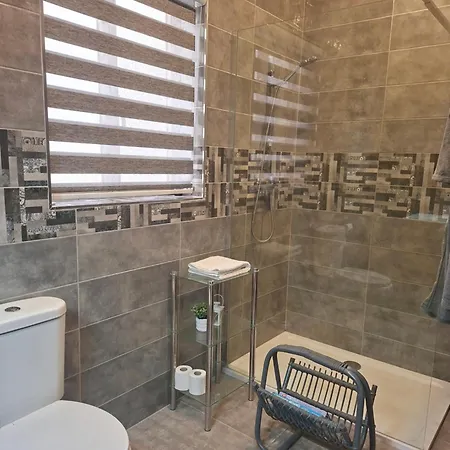 Basic Double Bedroom Private Bathroom Close To Malta Airport * Gudja